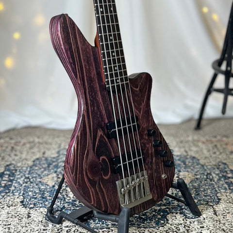 Offbeat Guitars JAX-5: The Ultimate Medium Scale 5-String Bass